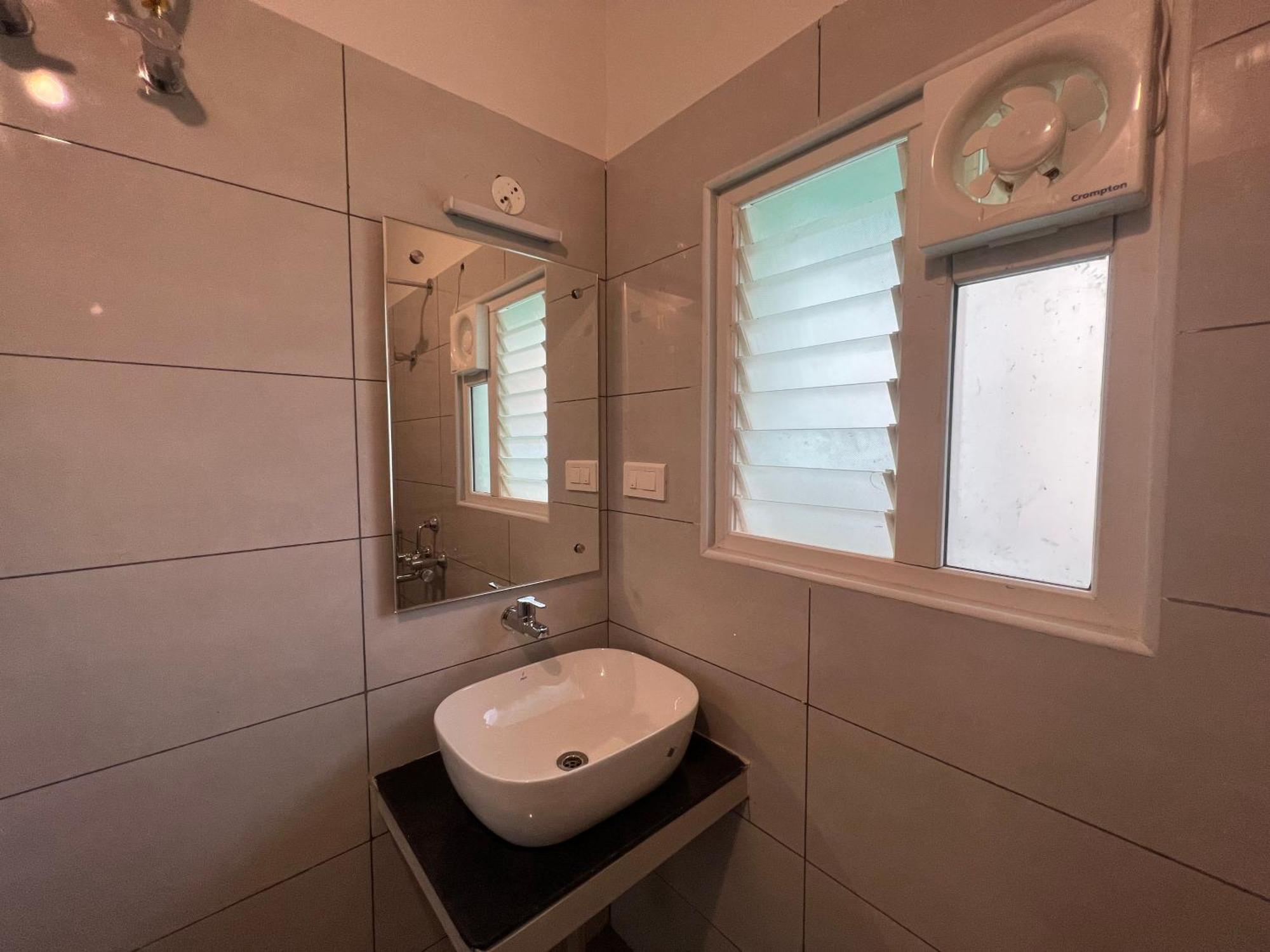 Le Hotel Host Tiruchirappalli Luaran gambar